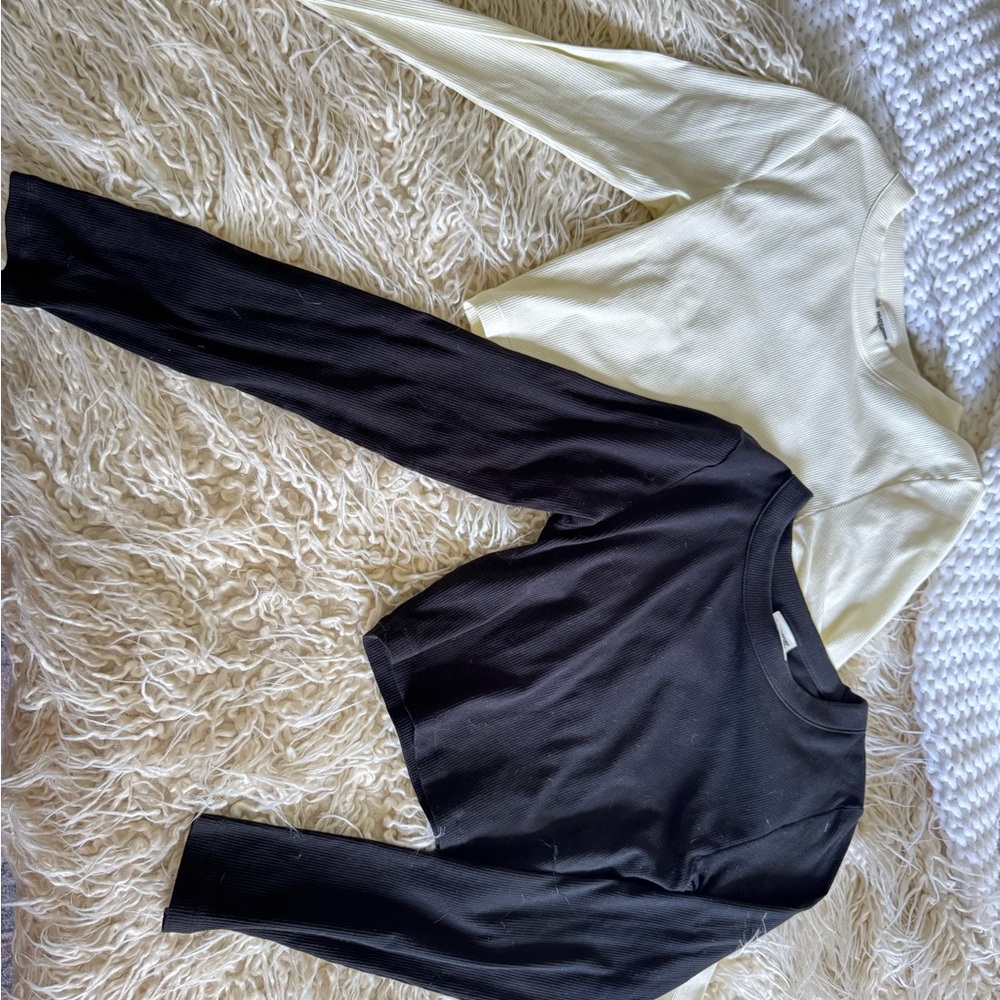 Black and Cream Long Sleeve Crop Tops -Victoria’s Secret Pink - Small